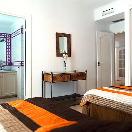 In Golden Mile, Nagueles Villa Marbella